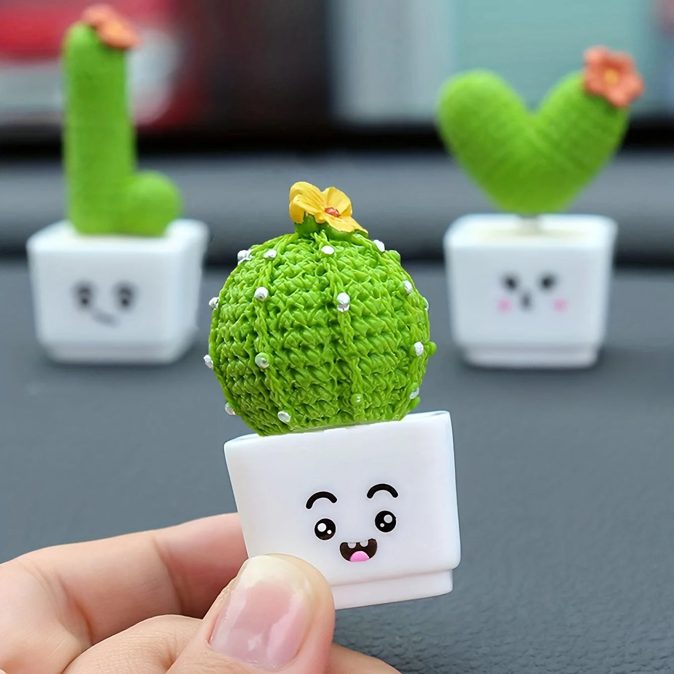 1 Set Of 4, Resin Succulent Cactus Mini Green Plant Car Office Home Living Room Crafts - FlexlyShop.com 