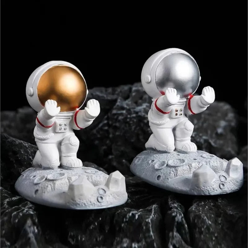 Office Desk Decoration Nordic Style Astronauts Mobile Phone Stand Holder Ornaments Resin Spaceman Bracket Toys Gift - FlexlyShop.com 