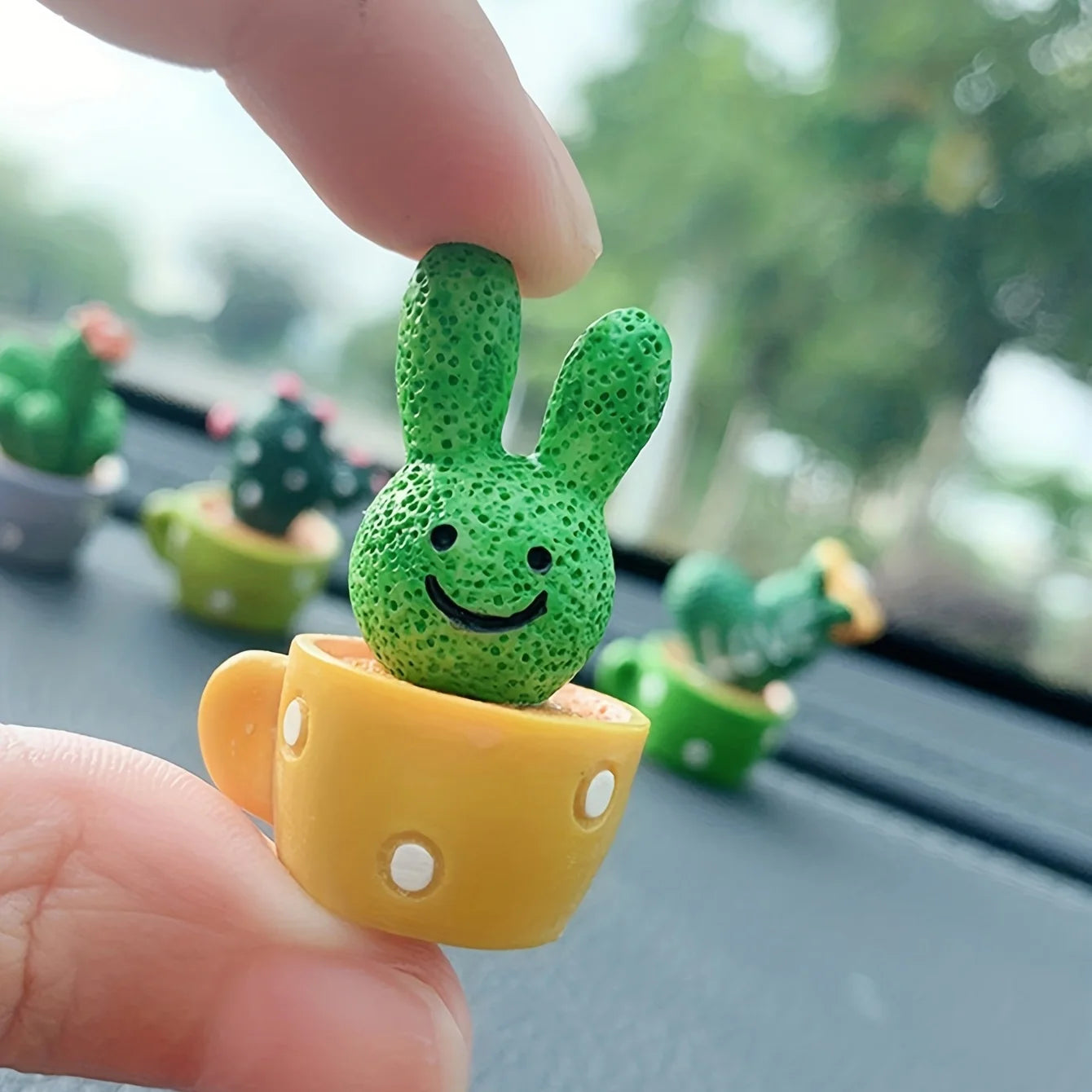 1 Set Of 4, Resin Succulent Cactus Mini Green Plant Car Office Home Living Room Crafts - FlexlyShop.com 